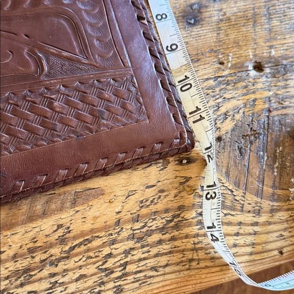 Handcrafted Leather Journal with Floral Design - Picture 8 of 10